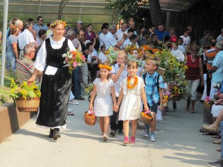 Na 19. tradicionalni prireditvi Pozdrav jeseni ob prazniku Marijinega vnebovzetja, veselo druženje Prlekov, Prekmurcev in Medžimurcev 74